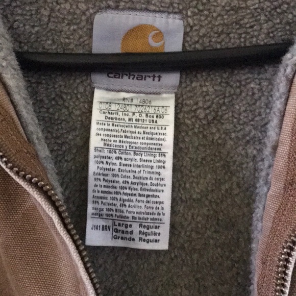 Carhartt jacket - Picture 2 of 2